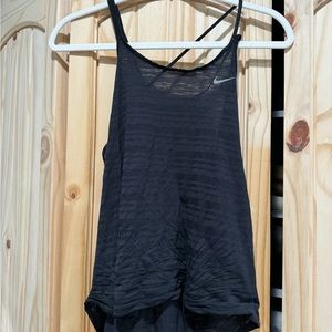 Nike razorback shirt